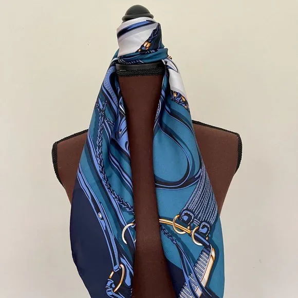 New Gucci Scarf Iconic Equestrian Logo Print Silk Wrap with Gucci Gift Box - Picture 10 of 12